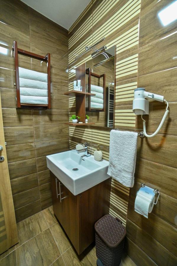 Studio Apartmani Emili Apartman Br 2 Bijeljina Exterior photo